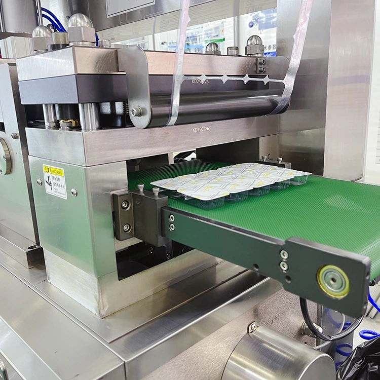 Machine de conditionnement automatique de blister de fromage